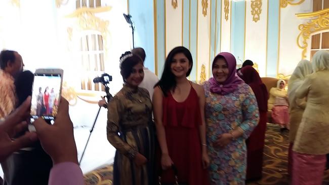 Meriahnya Pernikahan Anak Sekda Agussahiman, Ratusan Pejabat Hingga Artis Ikut Hadir