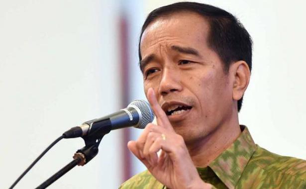 Jokowi  akan Tindak Teroris Sampai ke Akar-akarnya