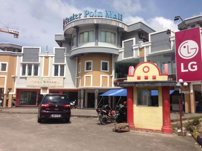 Centre Poin Mall Nagoya Batam, Dahulu Primadona Sekarang Merana