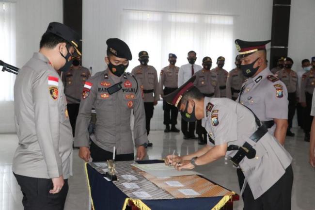 Kasat Lantas dan 4 Kapolsek di Lingga Dimutasi