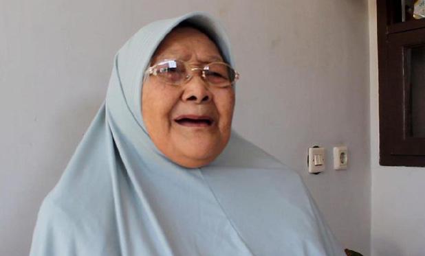 Ibu yang Digugat Anaknya Rp 1,8 Miliar Banjir Simpati