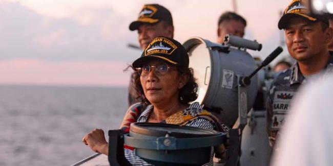 Guyon Menteri Susi ke Anak SD di Natuna: Tidak Makan Ikan Ditenggelamkan