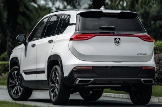 Penjualan Mobil Mewah di China Mulai Menggeliat