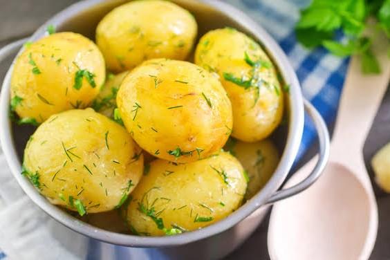 Lima Makanan Sahur yang Mengenyangkan dan Tak Bikin Gemuk