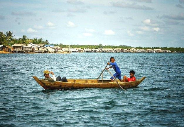 Angin dan Ombak Tinggi di Bintan, BMKG Peringatkan Nelayan Waspada