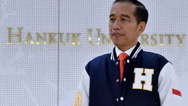 Ditantang Debat Pilpres Bahasa Inggris, ini Jawaban Jokowi