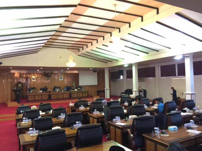 4 Fraksi Tak Hadir, Paripurna KUA PPAS di DPRD Karimun Tertunda