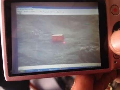 Serpihan Pesawat AirAsia QZ8501 Ditemukan di Selat Karimata