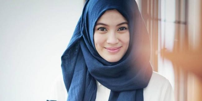 7 Artis Cantik Indonesia, Kaya dan Pintar, Hidupnya Nyaris Sempurna