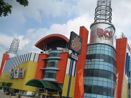 Pusat Perbelanjaan di Batam Sepi Pengunjung