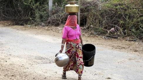 Perempuan di India Ini Rela Jual Suami Demi Lunasi Hutang