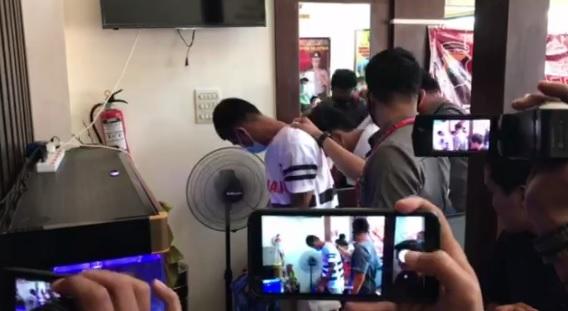 Mencoba Kabur, Pelaku Begal Taksi Online di Batam Didor Polisi