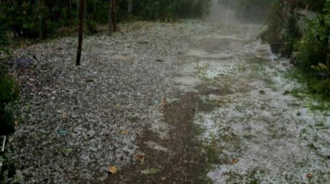 Ada Potensi Hujan Es di November, BMKG Minta Publik Waspada
