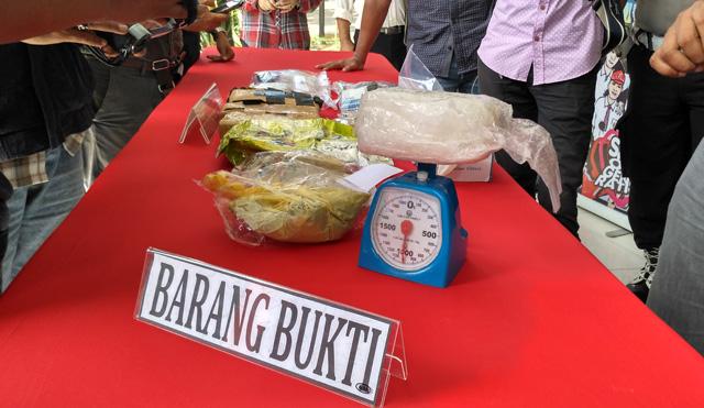 Satres Narkoba Temukan 1 Kg Sabu Dalam Kemasan Teh Hijau di Sagulung