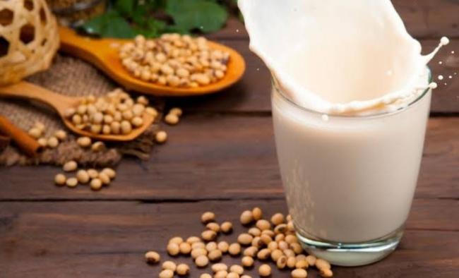 Cara Mudah Bikin Susu Kedelai yang Enak di Rumah