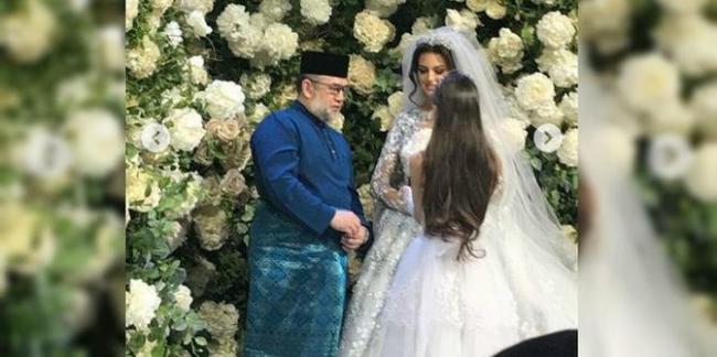 Heboh Kabar Pernikahan Sultan Malaysia dengan Miss Moscow 2015
