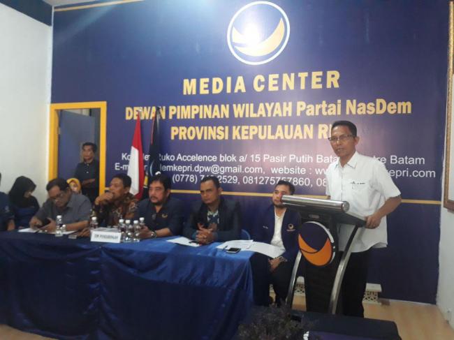 Kembalikan Formulir, Amsakar: Saya Ingin Wakafkan Diri untuk Batam