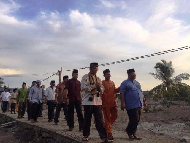 Safari Ramadan Wakil Bupati Karimun Tebar Sembako dan Santunan Anak Yatim