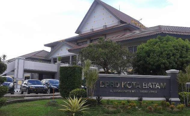 Legislator, Staf dan Jurnalis di DPRD Batam Jalani Rapid Test