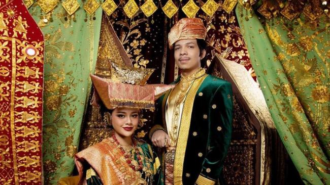 Jokowi dan Prabowo Bakal Jadi Saksi Pernikahan Aurel Hermansyah-Atta Halilintar