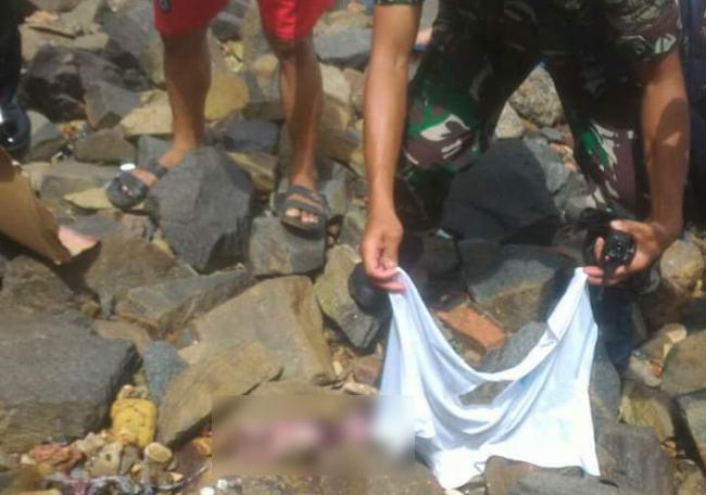 Heboh, Warga Temukan Mayat Bayi di Pantai Depan SMA 5 Tanjungpinang