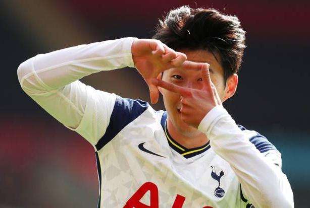 Real Madrid Inginkan Penyerang Tottenham