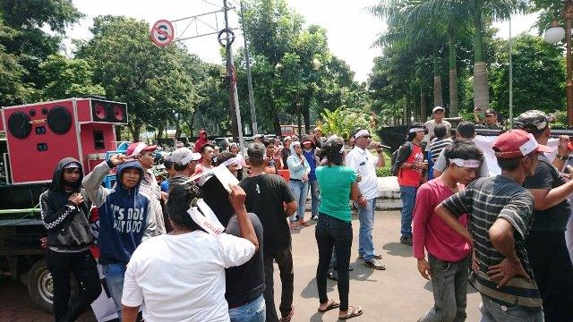 Ratusan Massa Geruduk Kemenko Perekonomian Tolak Wali Kota Ex-officio Kepala BP Batam