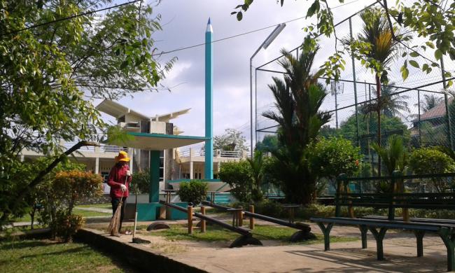 Cantiknya Tugu Pensil, Alternatif Objek Wisata di Akhir Pekan