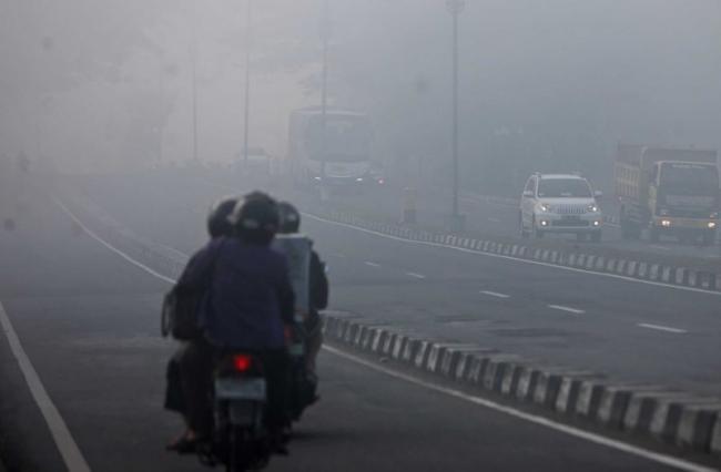 Titik Panas di Sumatera Tembus 1.006, Waspada Penyakit Ispa
