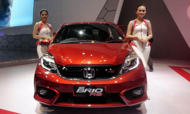 Perbedaan Honda Brio RS dan Honda Brio Standar