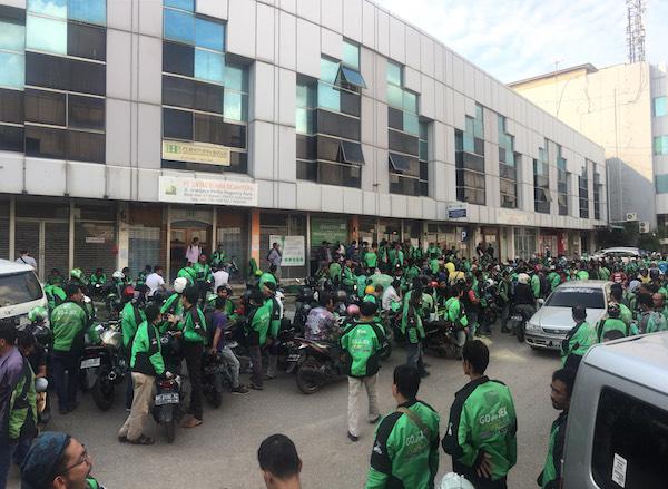 Driver Gojek Cemas Penyetopan Operasional Mulai 1 Juni