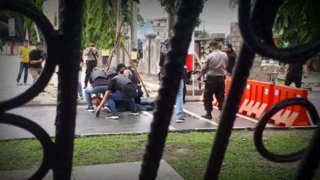 Aksi Polisi Lumpuhkan `Penyerangan` Tiba-tiba di Mapolres Karimun