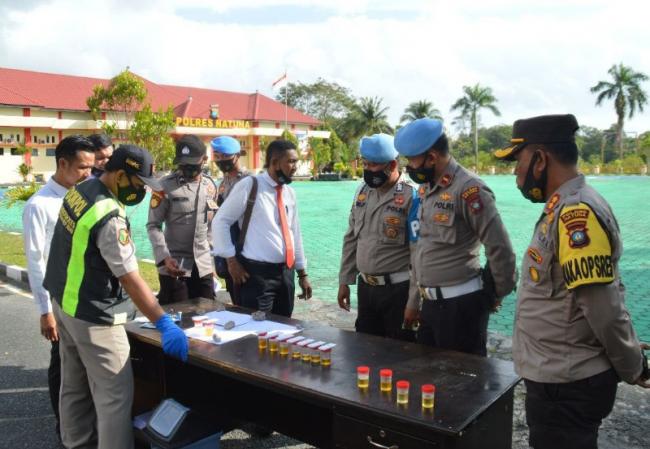 Belasan Personel Polres Natuna Jalani Tes Urine, Hasilnya?