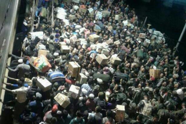 Kejar Lebaran, Ribuan Pemudik Menyemut di Pelabuhan Lampa Natuna