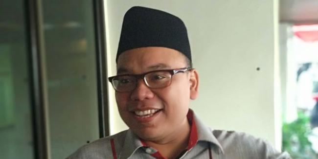 Direktur Relawan BPN Prabowo - Sandiaga Usul Seluruh Makam Petugas KPPS Dibongkar