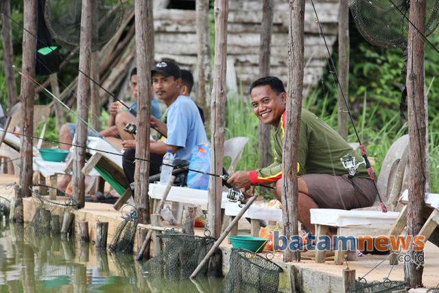  Raja Tawar, Sarana Hiburan Baru Penghobi Mancing di Tanjungpinang