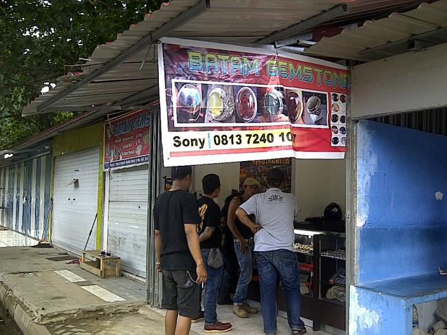 Duh, Toko Akik Batam Gemstone Jodoh Dibobol Maling. Ratusan Juta Melayang