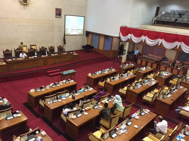 19 Anggota Dewan Batam Alpa saat Paripurna Ranperda Perlindungan Tenaga Kerja