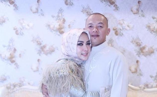 Nikita Mirzani Kaget Kakak Syahrini Meninggal Tersetrum