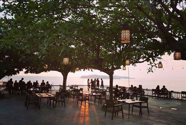 Catat Nih, 5 Tempat Nongkrong Tepi Laut Favorit di Tanjungpinang