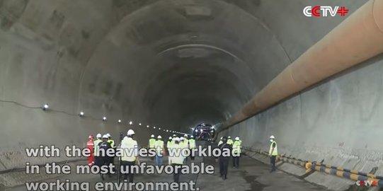 Video Terowongan Tembus 1 Km Kereta Cepat Jakarta-Bandung Selesai Dibangun