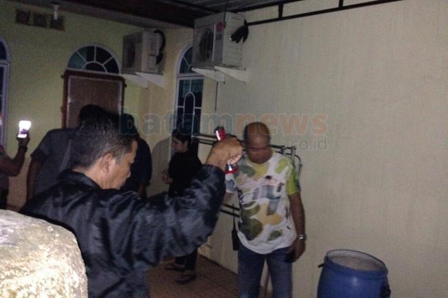 Rampok itu, Kami Kenal Pelakunya..!
