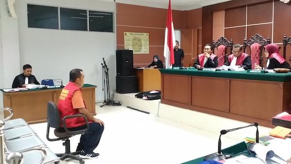 Jurus Abob Berkelit di Sidang Reklamasi Ilegal Pulau Bokor