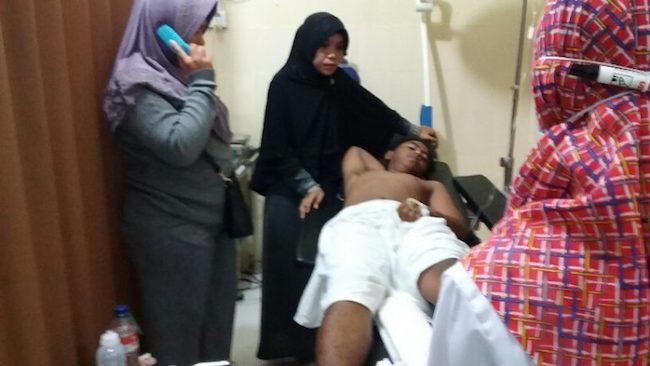 Camat Lingga Ikut Tenangkan Massa yang Geruduk Polsek Lingga