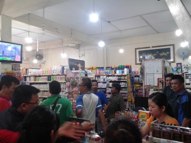 Kronologi Amin Lempar Kursi ke Perampok Berpistol. Aksi Rampok Pun Gagal