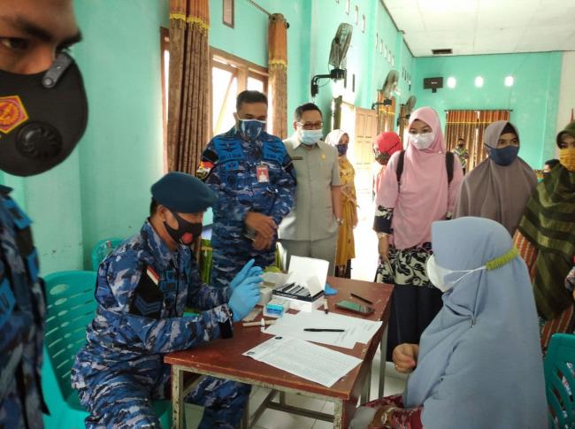 Daeng Amhar Apresiasi Kegiatan Rapid Test Lanud RSA ke Sekolah