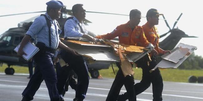 Basarnas: Pesawat AirAsia Patah Dua