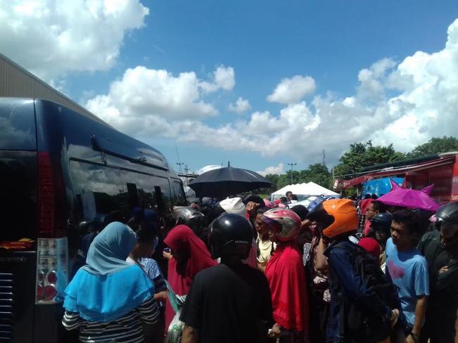 Ribuan Warga Serbu Kas Keliling Bank di Batu Aji, BI Kepri Siapkan Rp2 Triliun