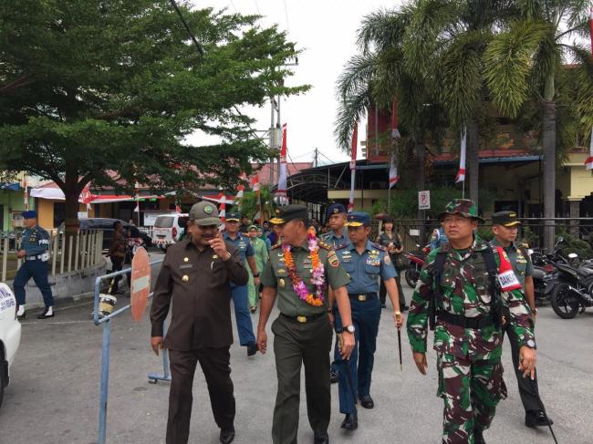 Pangdam I/BB Mayjend MS Fadillah Tutup TMMD di Karimun