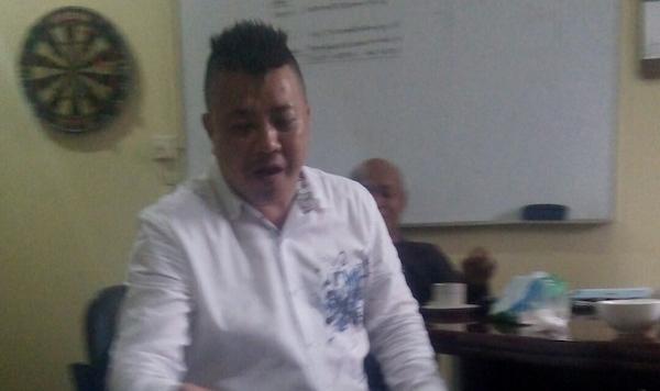 Ahang Pemilik Mikol 4.000 Botol Kebal Hukum?